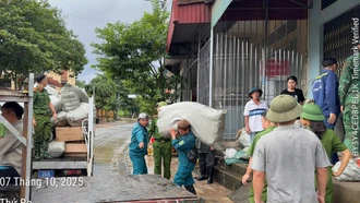 Xã Trịnh Tường di chuyển khẩn cấp 4 hộ dân và 20 học sinh bán trú khỏi khu vực có nguy cơ sạt lở cao