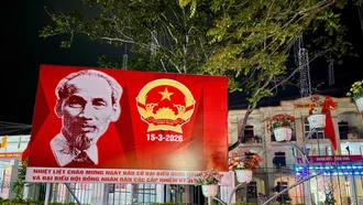 Châu Quế hướng về ngày hội non sông