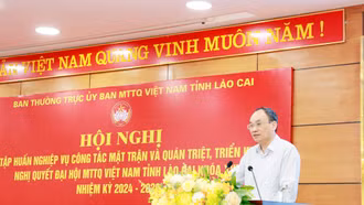 Hơn 200 đại biểu được tập huấn nghiệp vụ công tác Mặt trận