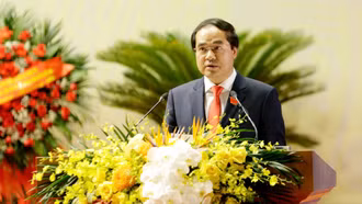 Đồng chí Trịnh Xuân Trường - Bí thư Tỉnh ủy, Chủ tịch HĐND tỉnh phát biểu khai mạc Đại hội.