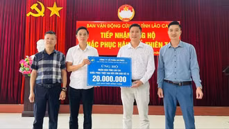 Hơn 82 tỷ đồng sẻ chia cùng đồng bào Lào Cai khắc phục hậu quả hoàn lưu bão số 10