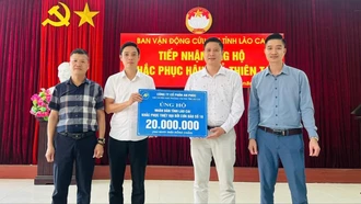 Hơn 82 tỷ đồng sẻ chia cùng đồng bào Lào Cai khắc phục hậu quả hoàn lưu bão số 10