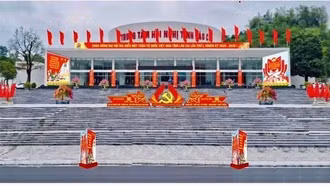 Quang cảnh Trung tâm Hội nghị tỉnh