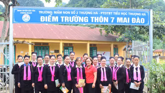 [Ảnh] Lớp học đặc biệt của phụ nữ Dao ở Thượng Hà