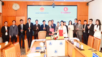 UBND tỉnh Lào Cai và Tập đoàn Vingroup ký kết thỏa thuận hợp tác toàn diện về chuyển đổi xanh