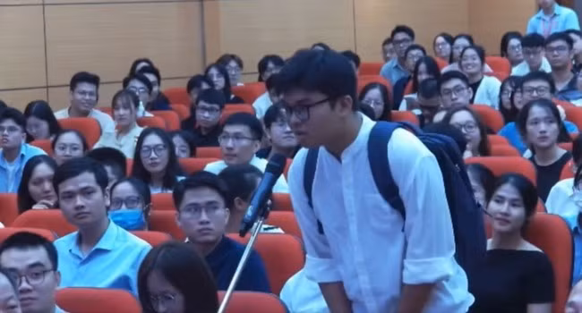 dinhhoang.jpg