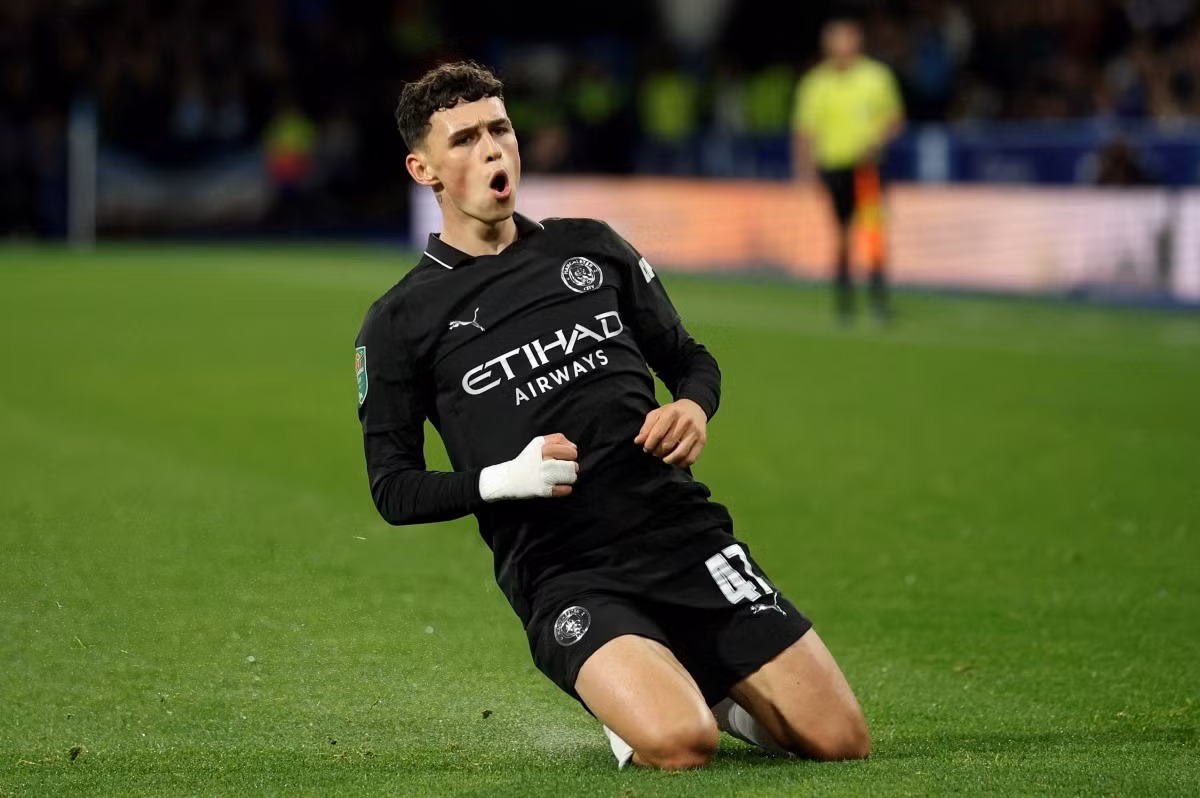 Phil Foden tỏa sáng giúp Man City giành chiến thắng.