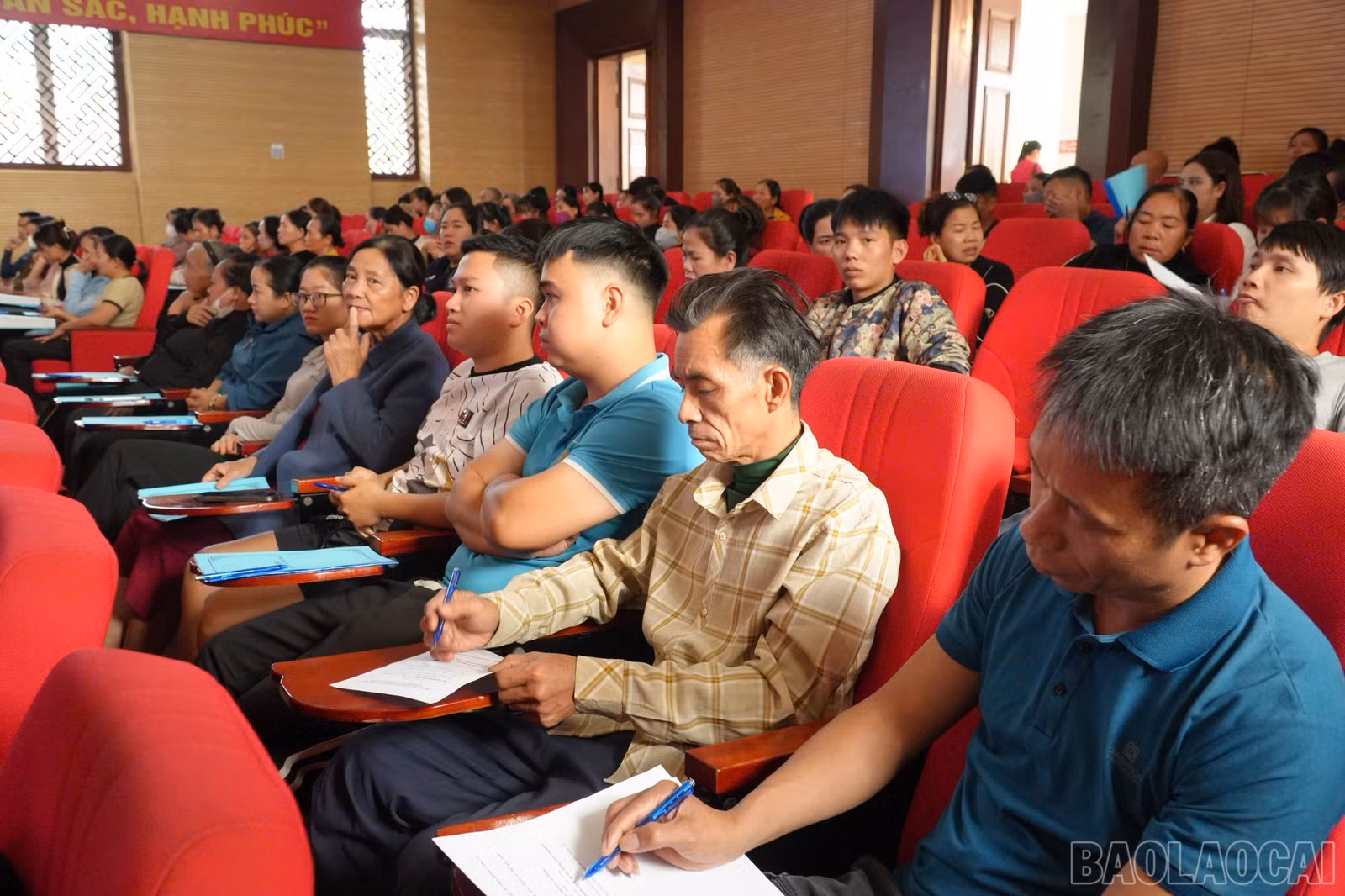 baolaocai-br_lambai-2.jpg