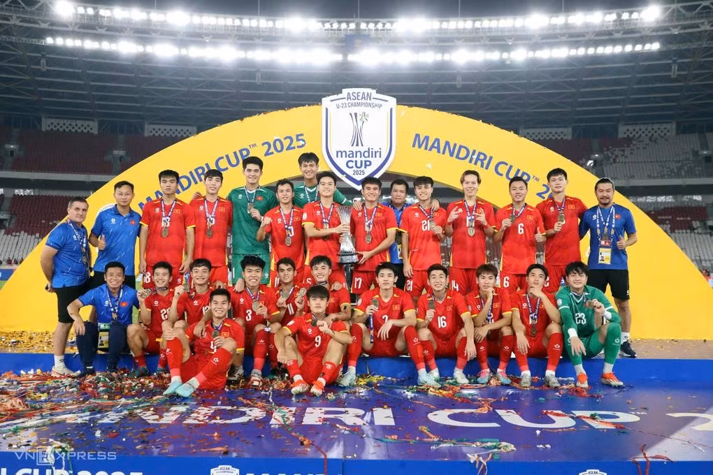 Việt Nam vô địch giải U23 Đông Nam Á 2025, sau khi thắng Indonesia 1-0 trong trận chung kết trên sân Gelora Bung Karno, Jakarta, Indonesia ngày 29/7/2025. Ảnh: Hai Tư
