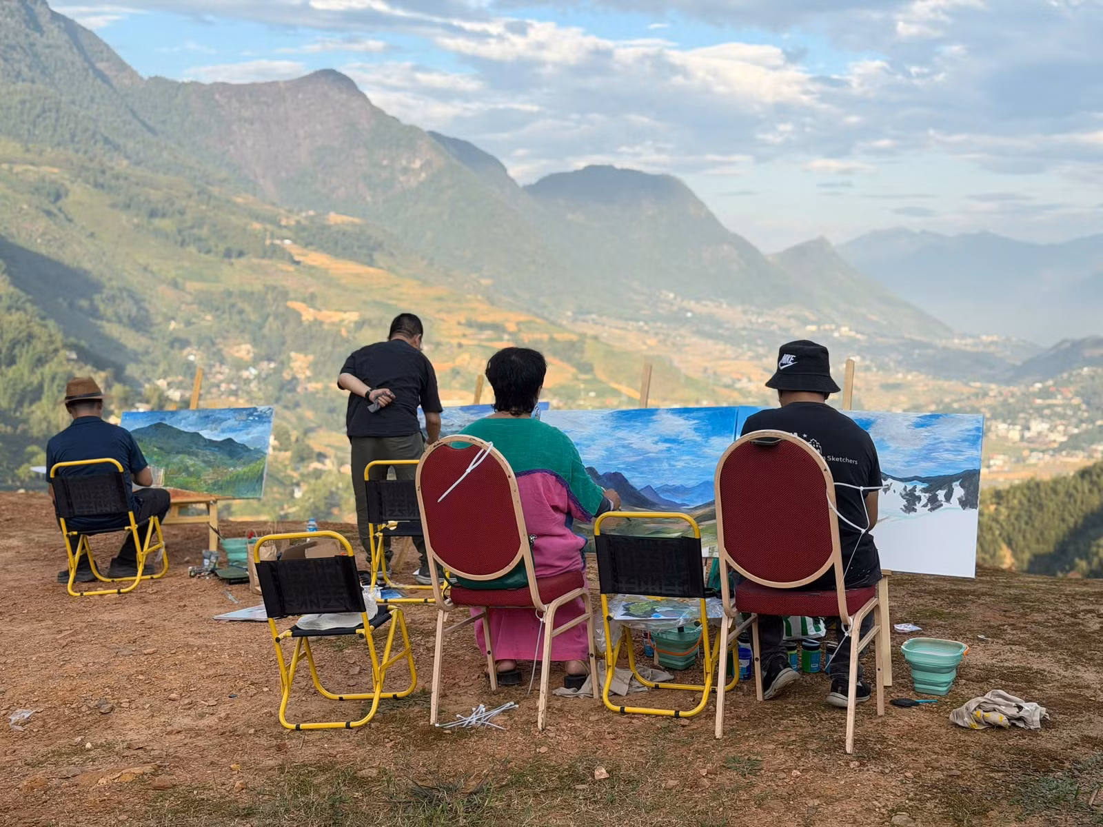 Những bản làng bảo tồn và khu vực ruộng bậc thang được đề cử UNESCO là chất liệu dẫn dắt mọi cảm xúc.