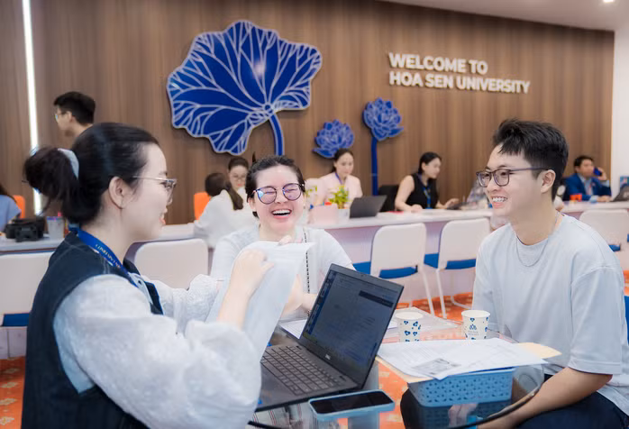 Hoàn thành sớm các thủ tục nhập học giúp tân sinh viên chủ động thời gian, tăng cơ hội nhận học bổng và ổn định lịch học ngay từ học kỳ đầu
