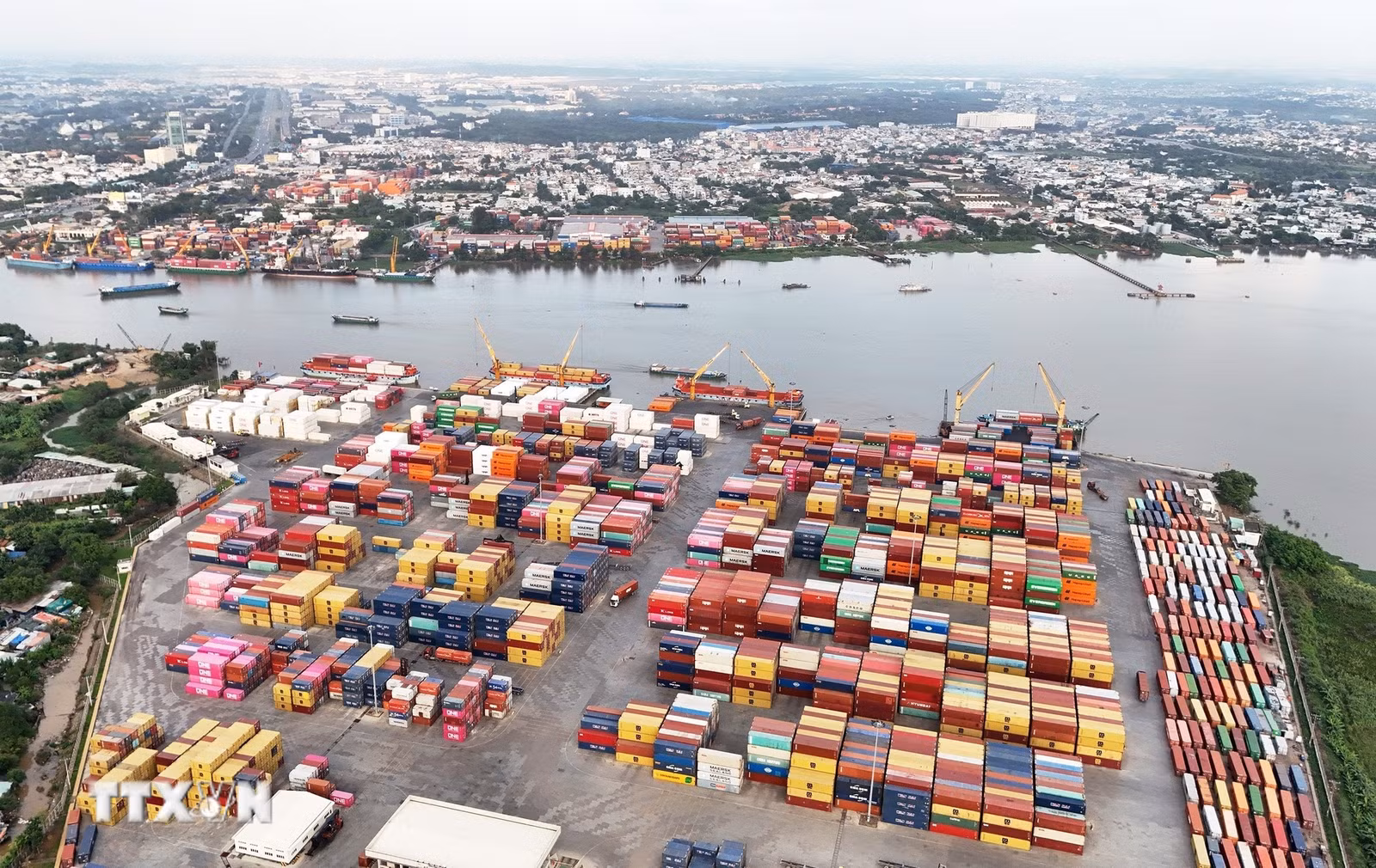 Nhiều địa phương hiện rất quan tâm đến việc hình thành các trung tâm logistics cấp vùng, cấp quốc gia và quốc tế.