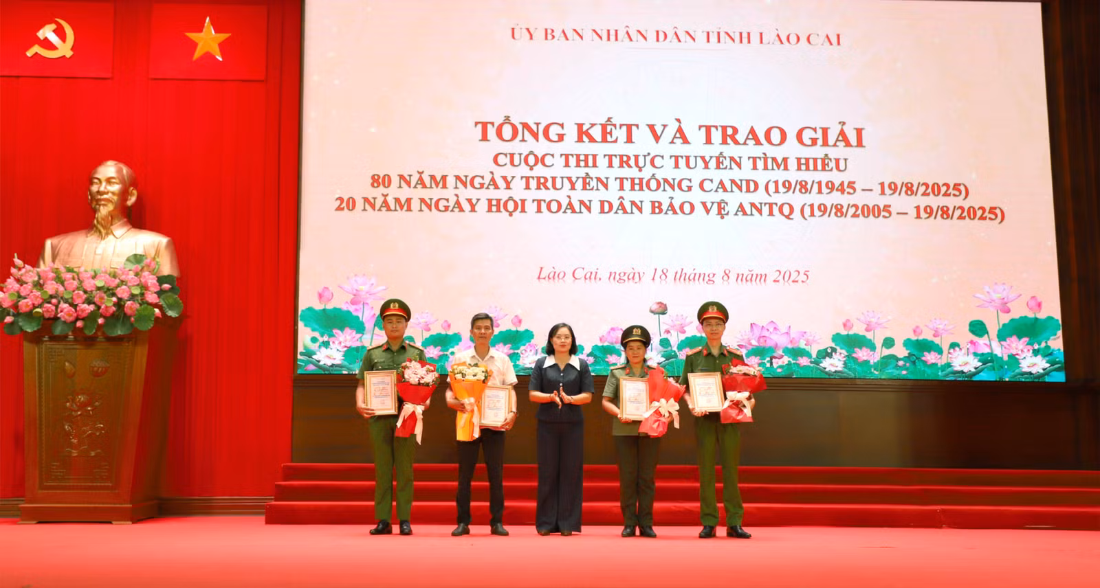 anh8-3196.jpg