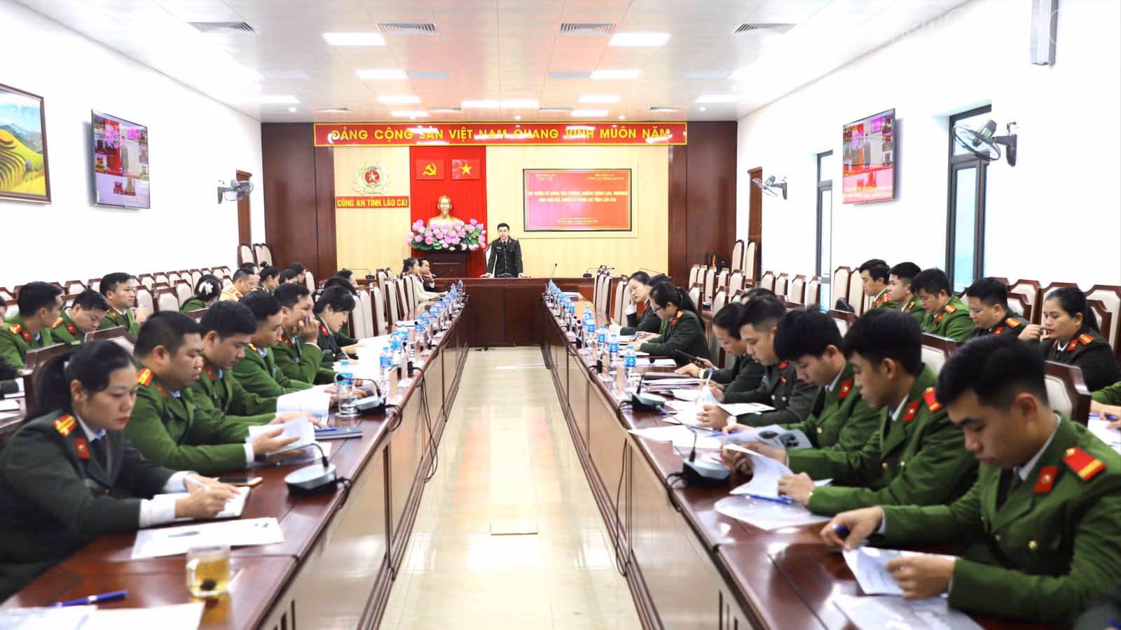 baolaocai-tr_anh1-725-2292.jpg