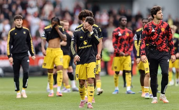 MU tiếp tục nhận trái đắng trước Brentford.
