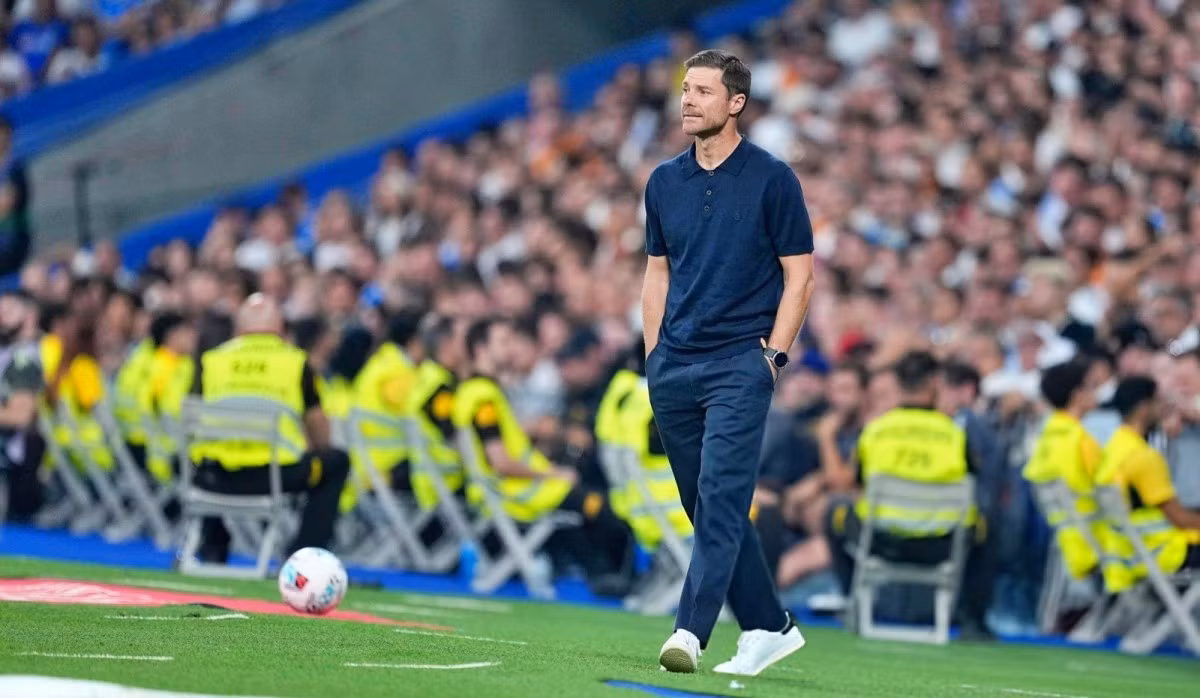 HLV Xabi Alonso có màn "chào sân" La Liga 2025/2026. (Ảnh: Getty)