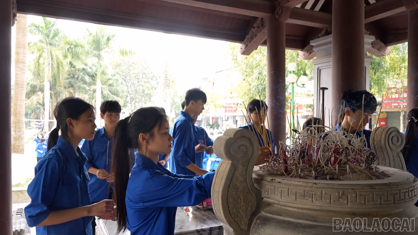baolaocai-br_danghuong-1.jpg