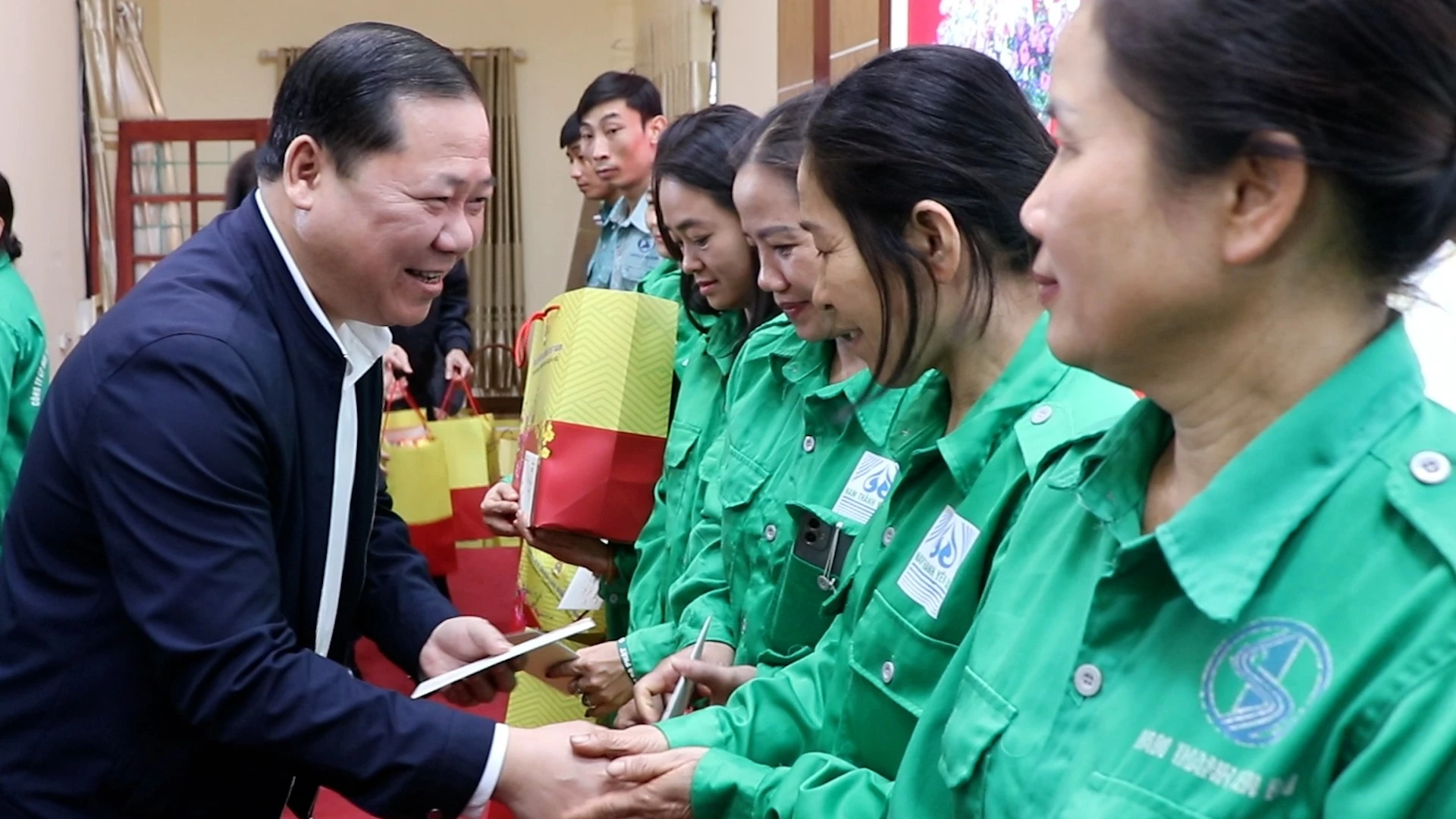 dc-long-tang-qua-cn.jpg