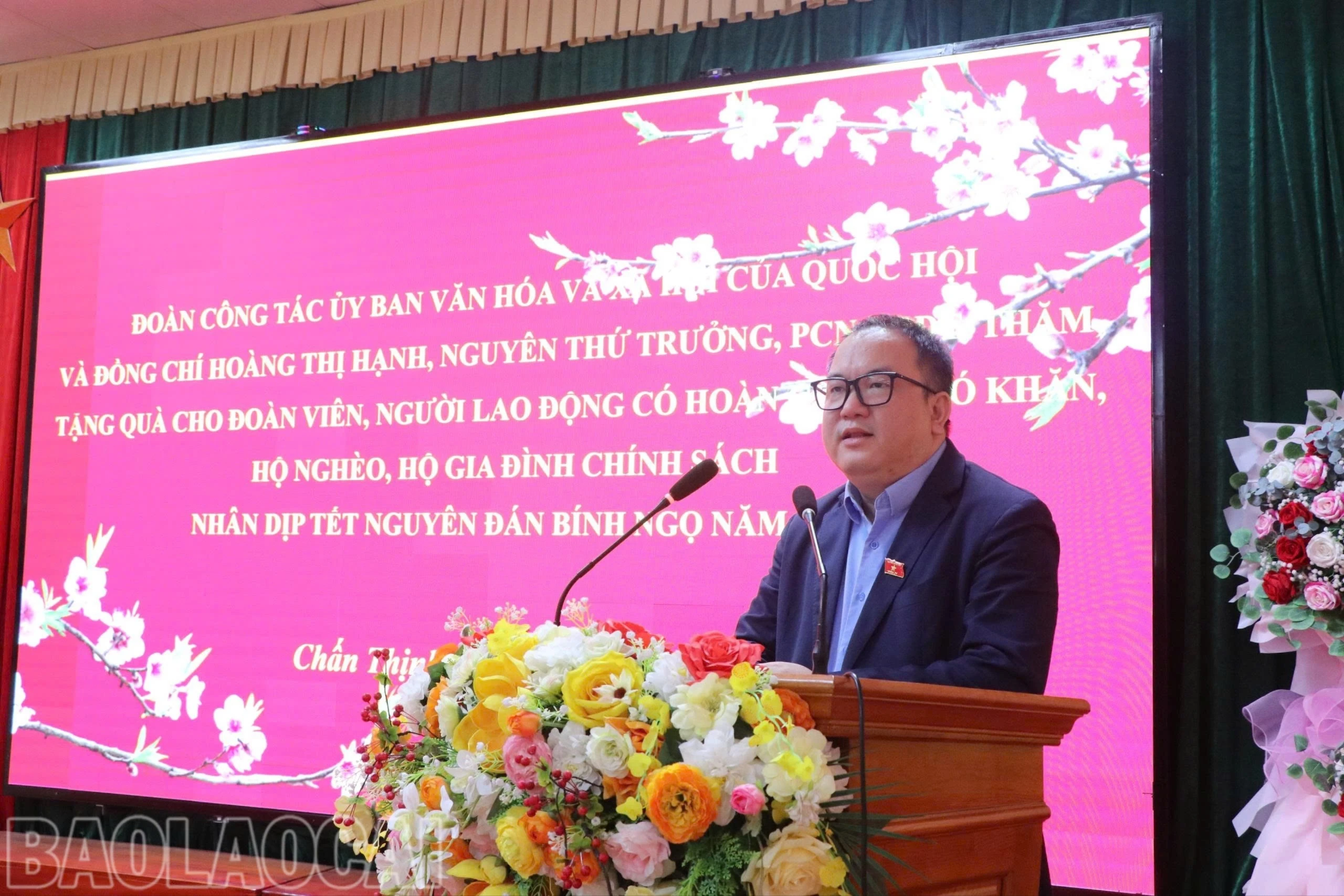 dong-chi-nghia-phat-bieu-5672.jpg