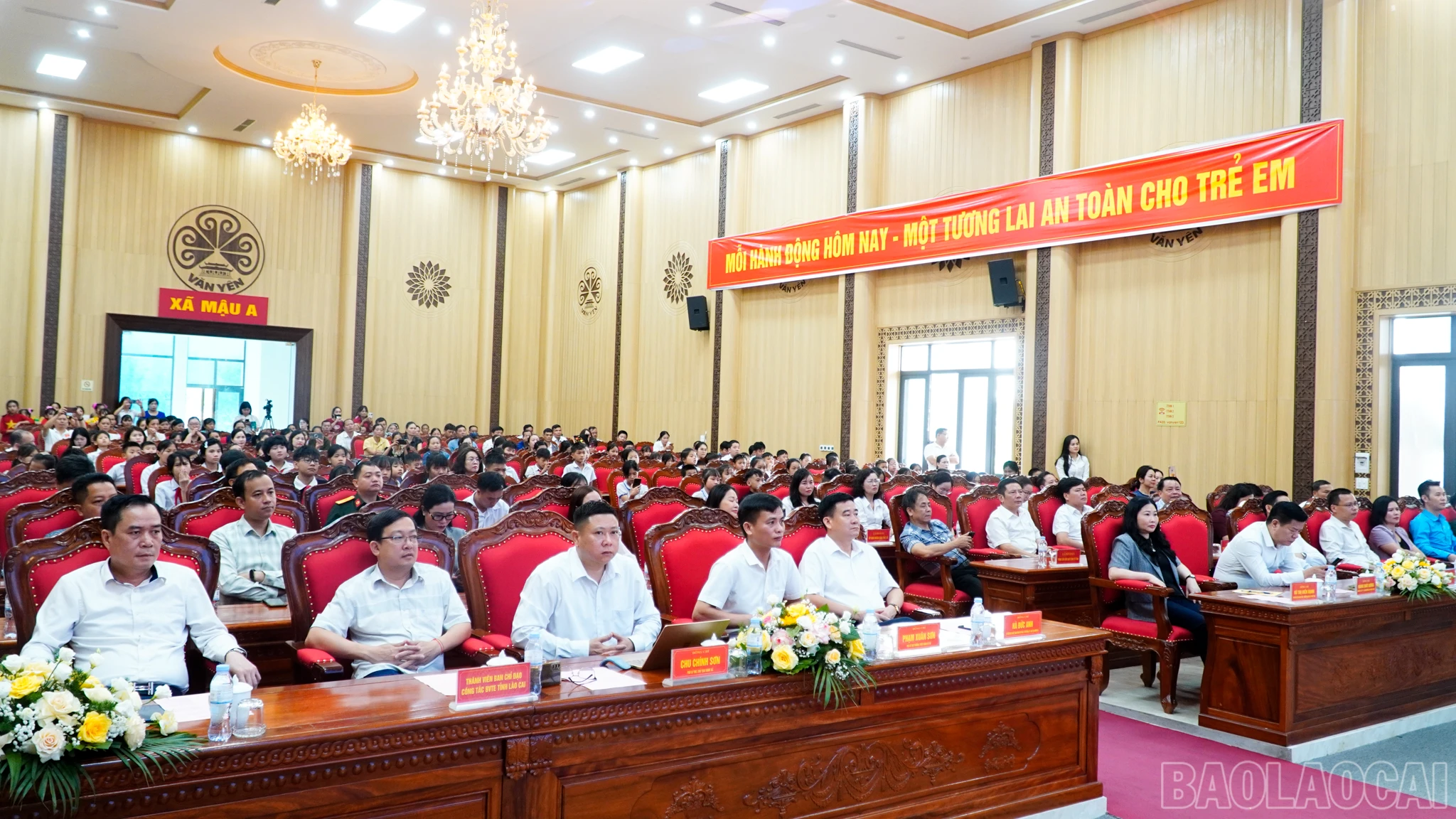 baolaocai-br_dai-bieu.png
