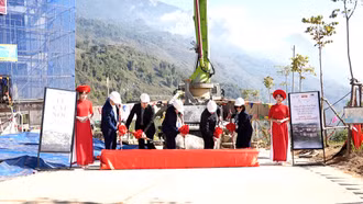 Lễ cất nóc dự án Sofitel Sapa Hotel & Residences