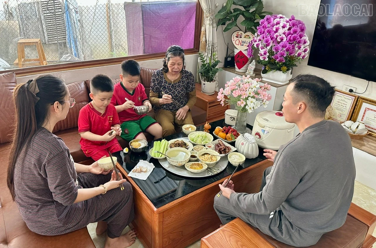 baolaocai-tr_z7623027832924-eb511a3c32049ce7e80d5d73ccab6e48.jpg