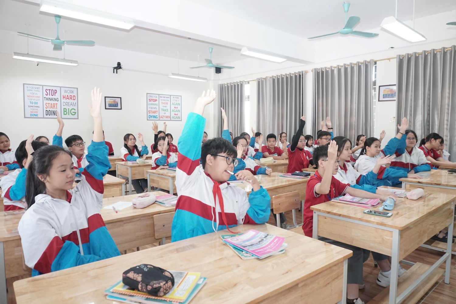 Tiết học được diễn ra sôi nổi. DSC05680.jpg