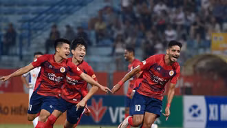 Thắng SHB Đà Nẵng 3-0, Công an Hà Nội chiếm vị trí đầu bảng