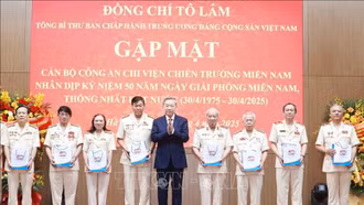 Tổng Bí thư Tô Lâm gặp mặt cán bộ Công an chi viện chiến trường miền Nam