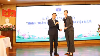 Việt Nam chính thức thanh toán bệnh mắt hột