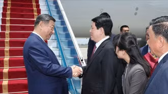 Tổng Bí thư, Chủ tịch nước Trung Quốc Tập Cận Bình đến Hà Nội, bắt đầu chuyến thăm cấp Nhà nước tới Việt Nam