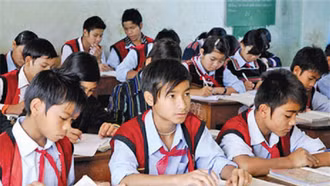 Quy định mới về phát hành sách giáo khoa dạy học tiếng dân tộc thiểu số