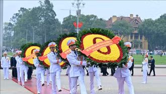 Lãnh đạo Đảng, Nhà nước vào Lăng viếng Chủ tịch Hồ Chí Minh