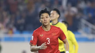 Tuyển Việt Nam: Quế Ngọc Hải trở lại, hàng thủ cạnh tranh rất gắt