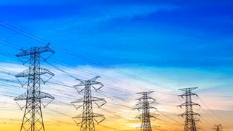 Triển vọng doanh nghiệp thiết bị điện nhìn từ làn sóng rót vốn mạnh vào lưới truyền tải điện