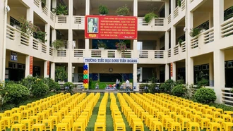 Ninh Bình: Tạm đình chỉ cô giáo bị "tố" xúc phạm, ép học sinh học thêm