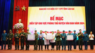 Huyện Văn Bàn tổ chức thành công diễn tập khu vực phòng thủ năm 2024