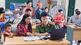 Tòng Sành - xã đầu tiên của tỉnh hoàn thành cấp Căn cước cho trẻ dưới 6 tuổi