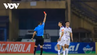 Hà Nội FC tổn thất lực lượng nghiêm trọng khi V-League trở lại