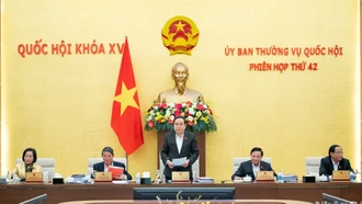 Bế mạc Phiên họp thứ 42 của Ủy ban Thường vụ Quốc hội