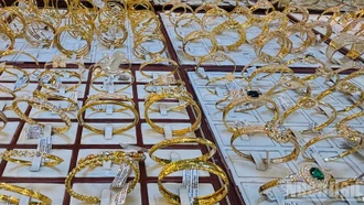 Giá vàng ngày 25/2: Vàng miếng, vàng nhẫn trong nước vượt 185 triệu đồng/lượng sát ngày Vía Thần tài