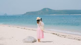 10 bãi biển đẹp, hoang sơ ở miền Trung để du khách khám phá trong mùa hè 2025