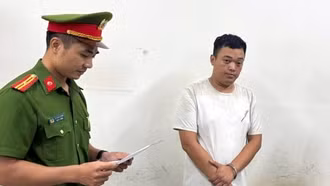 Hà Nội: Khởi tố đối tượng cưỡng đoạt 4,2 triệu đồng/cuốc xe taxi