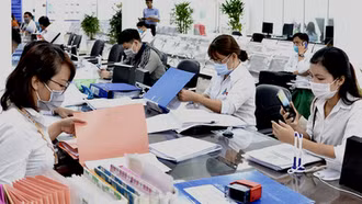 Kịp thời bố trí kinh phí chi trả chế độ cho cán bộ, công chức, viên chức khi sắp xếp tổ chức bộ máy