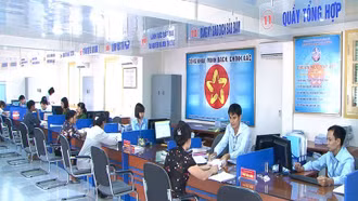 Thủ tướng yêu cầu bãi bỏ ít nhất 30% điều kiện đầu tư kinh doanh, giảm ít nhất 30% thời gian giải quyết TTHC