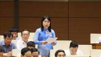 Bên lề Kỳ họp thứ 9, Quốc hội khóa XV: Nêu cao tinh thần khẩn trương, trách nhiệm