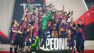 Thiệt người vì thẻ đỏ, Barca vẫn thắng đậm Real Madrid để đăng quang Siêu cúp Tây Ban Nha