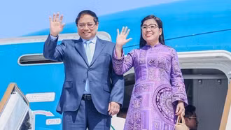 Thủ tướng bắt đầu chuyến công tác dự Hội nghị Sáng kiến đầu tư tương lai và thăm làm việc tại Saudi Arabia