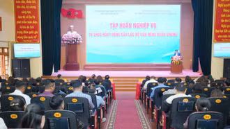 Tập huấn nghiệp vụ tổ chức hoạt động Câu lạc bộ văn nghệ quần chúng