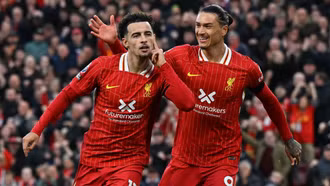 Đánh bại Chelsea, Liverpool trở lại ngôi đầu